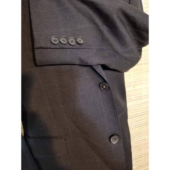 HUGO BOSS 42S MENS SPORT COAT WINDOWPANE SUPER 110 CHARCOAL GRAY TWO-BUTTON S329 - Picture 2 of 9